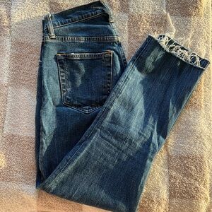 Abercrombie & Fitch Curve Love Jeans “The 90’s Slim Straight Ultra High Rise”